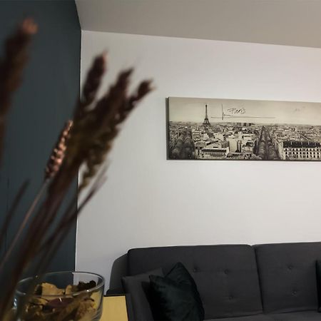 8 Personnes - 4 Rooms - 2 Salle De Bain - Metro 7 & 14 - Porte Italie - Private Car Park- Wifi Le Kremlin-Bicêtre Exterior foto