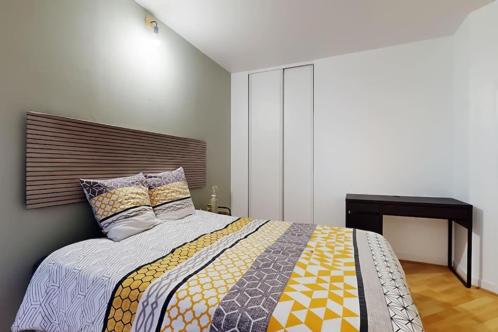 8 Personnes - 4 Rooms - 2 Salle De Bain - Metro 7 & 14 - Porte Italie - Private Car Park- Wifi Le Kremlin-Bicêtre Exterior foto